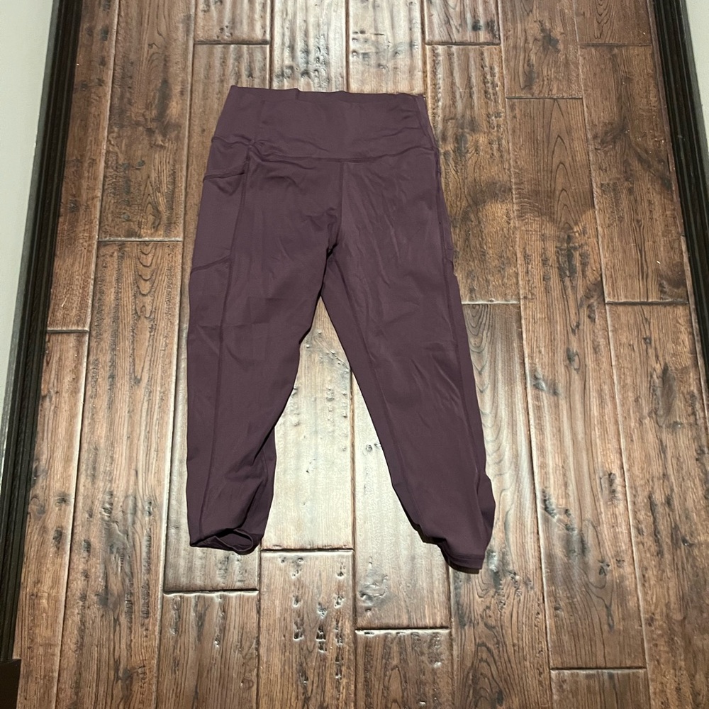 ZYIA crop leggings plum